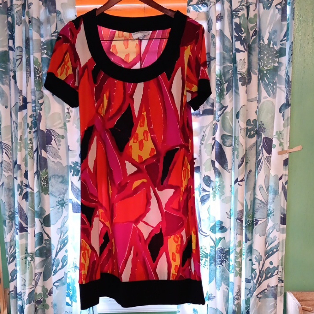 Ronni Nicole Red and Black Abstract Midi Dress